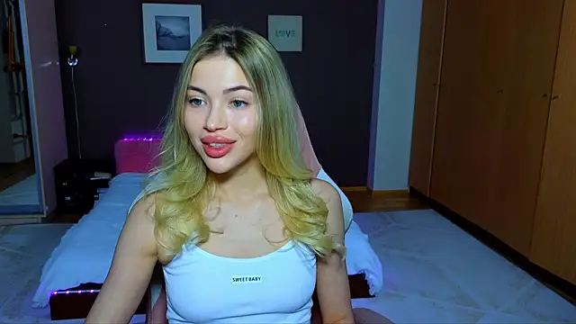 EmmyMills online show from 02.19.25