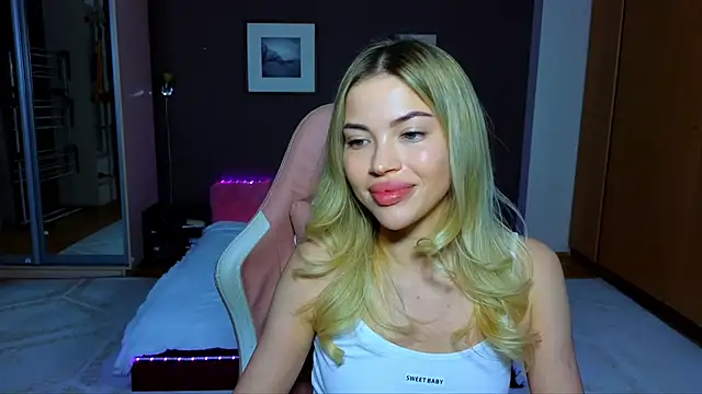 EmmyMills online show from 02.20.25