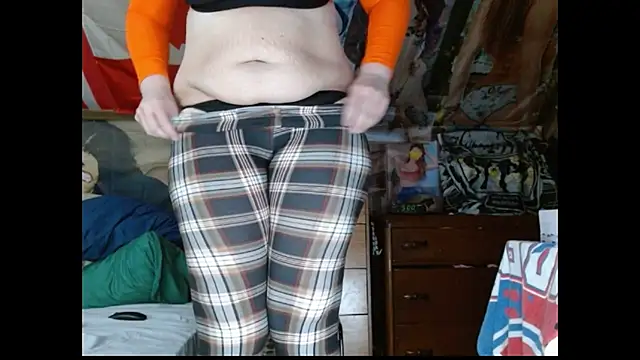 Snapshot of cosmicjones chatting on 02.19.26 cosmicjones online show from 02.19.26