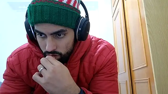 Snapshot of Jackyrose chatting on 12.19.24 Jackyrose online show from 12.19.24