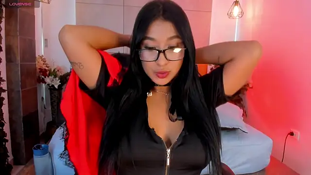 BellaHarllow online show from 06.27.26