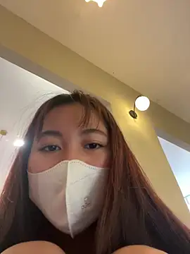 Lami Mi online show from 02.12.25