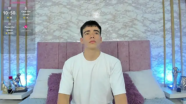 its liam18 online show from 03.12.25