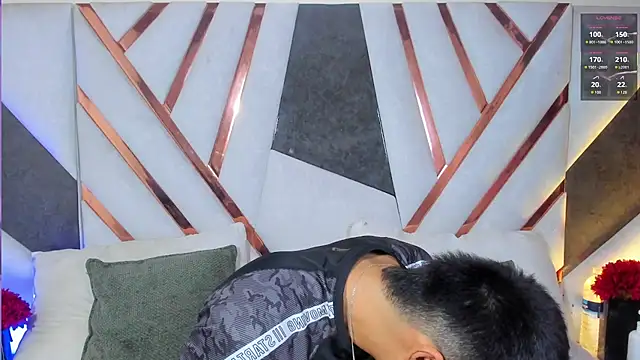 its liam18 online show from 02.15.26