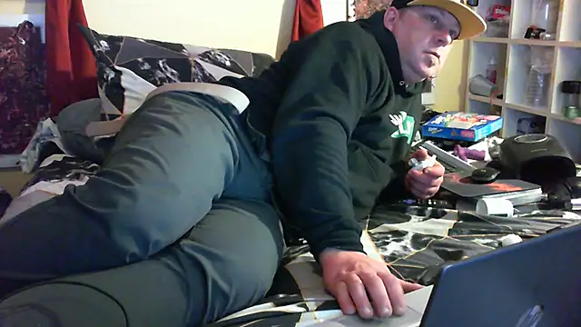 Mic Oxinner online show from 11.03.25