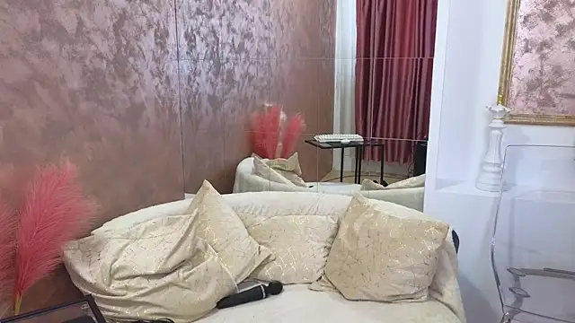 Snapshot of lexy_a chatting on 02.21.25 lexy a online show from 02.21.25