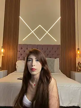 Sophia turneer online show from 07.09.26