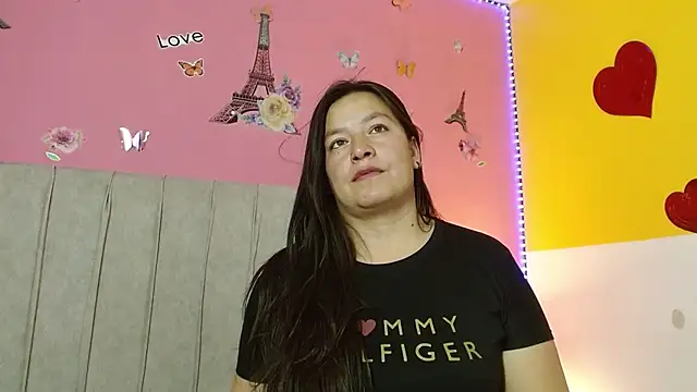 Snapshot of monickhot303av chatting on 09.24.25 monickhot303av online show from 09.24.25