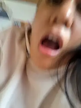 Snapshot of KasiaVenus_ chatting on 12.21.24 KasiaVenus online show from 12.21.24