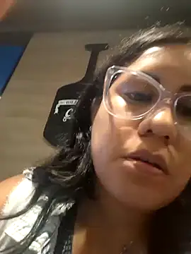 Snapshot of KasiaVenus_ chatting on 01.04.25 KasiaVenus online show from 01.04.25