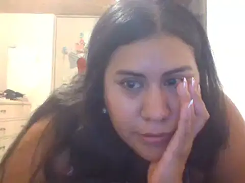 Snapshot of KasiaVenus_ chatting on 02.21.25 KasiaVenus online show from 02.21.25