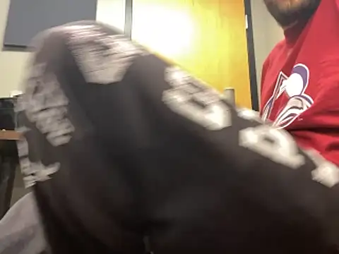 Snapshot of denverfwb chatting on 11.05.25 denverfwb online show from 11.05.25