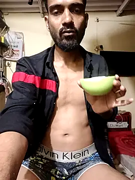 saggy1218 online show from 02.26.26