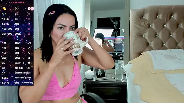 veronika naughty online show from 03.11.25