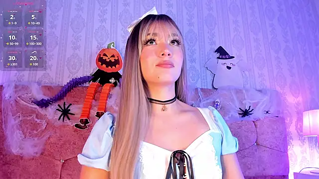 lunar leen online show from 10.31.25