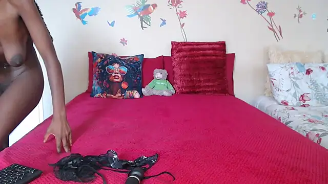 Snapshot of Blacktittiex02 chatting on 02.10.25 Blacktittiex02 online show from 02.10.25