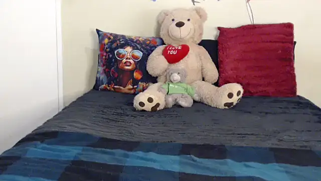 Snapshot of Blacktittiex02 chatting on 10.06.25 Blacktittiex02 online show from 10.06.25