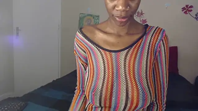 Snapshot of Blacktittiex02 chatting on 10.21.25 Blacktittiex02 online show from 10.21.25