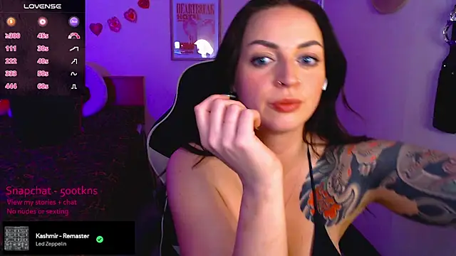 Snapshot of Billiexxox chatting on 01.15.25 Billiexxox online show from 01.15.25