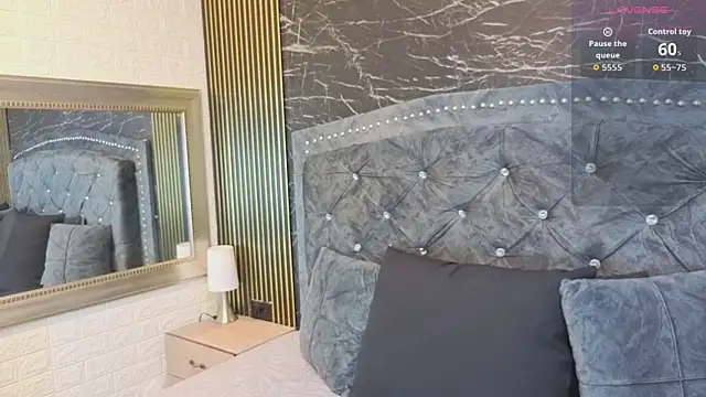 Snapshot of charlotte__G chatting on 04.16.26 charlotte G online show from 04.16.26