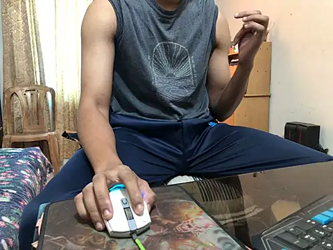 Snapshot of Zeuhorny chatting on 12.05.24 Zeuhorny online show from 12.05.24