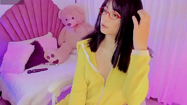 Snapshot of Lovely_celestte chatting on 03.07.25 Lovely celestte online show from 03.07.25