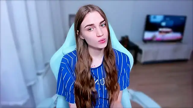 StellaLawless online show from 02.23.25