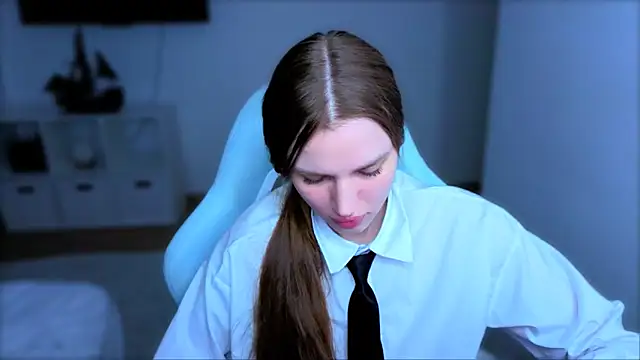 StellaLawless online show from 03.18.26