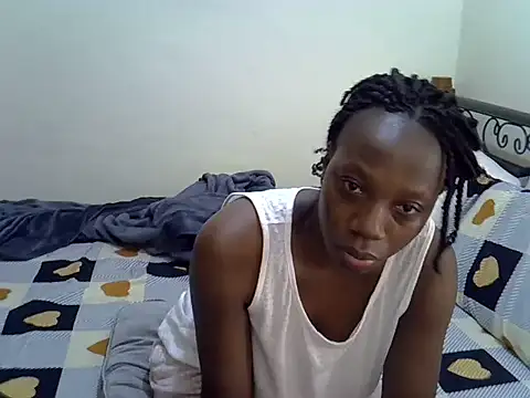 Snapshot of Sweet_Bear chatting on 09.30.25 Sweet Bear online show from 09.30.25