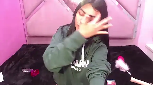 IsisRouse online show from 01.09.25