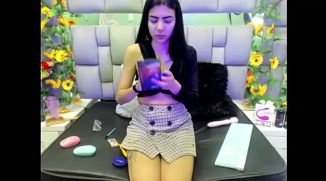 IsisRouse online show from 02.25.25