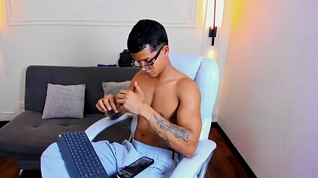 Paradise boy s online show from 03.26.26