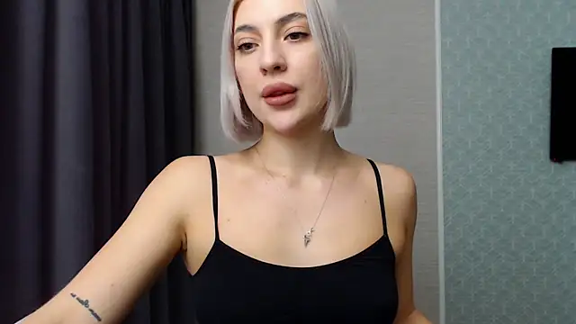 hot-sasha9 online show from 12.20.24