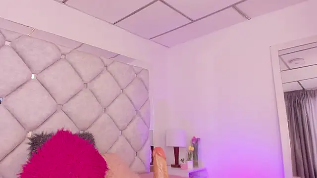 alessiaferry online show from 02.28.25