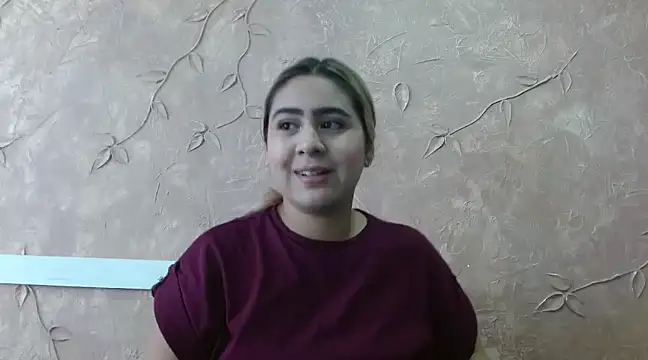 Miabonnett  online show from 02.06.25