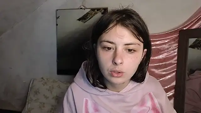 MAMA69LAMA online show from 06.10.26