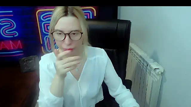 kerakiss877 online show from 02.13.25