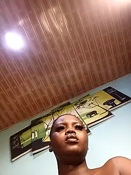 Snapshot of freaky_belle chatting on 03.14.26 freaky belle online show from 03.14.26