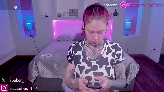 ViolettaBaker  online show from 03.13.25