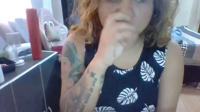 Jennxdolls online show from 01.04.25