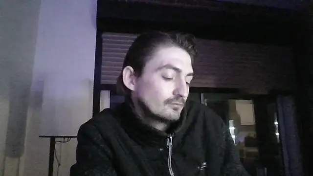 Wesleymodel online show from 02.08.26