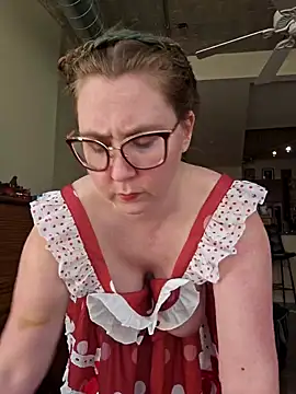 Snapshot of littlelustlamb chatting on 01.24.25 littlelustlamb online show from 01.24.25