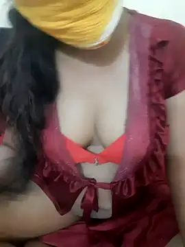 Snapshot of Lovely_Pragati chatting on 02.11.25 Lovely Pragati online show from 02.11.25