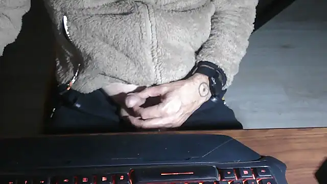 Adri gard online show from 12.04.25