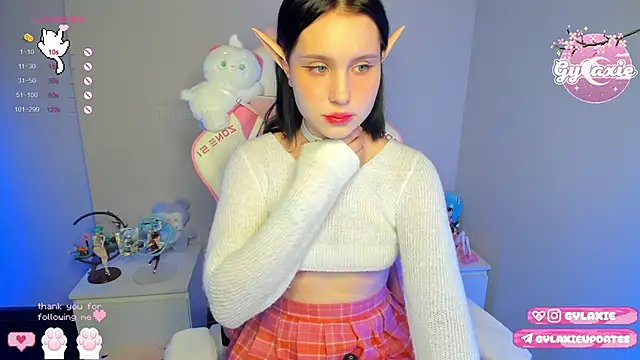 Snapshot of Gylaxie chatting on 12.02.24 Gylaxie online show from 12.02.24