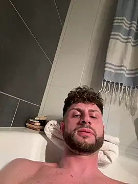 Snapshot of michifolli92 chatting on 03.10.25 michifolli92 online show from 03.10.25