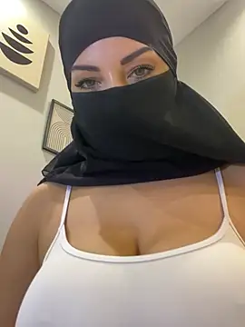 Amberonee31 online show from 02.13.26