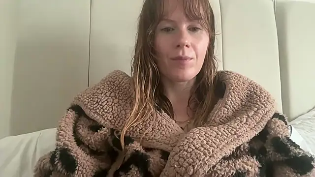 redheadrosie69 online show from 10.06.25