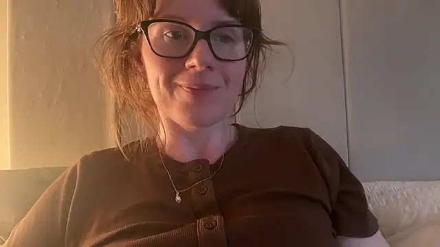 Snapshot of redheadrosie69 chatting on 05.05.26 redheadrosie69 online show from 05.05.26