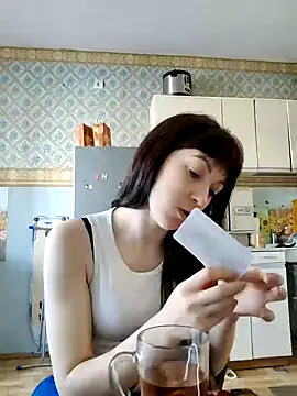 NikaXBerry online show from 01.13.25